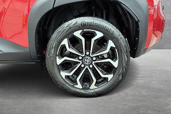 Toyota Yaris Cross 18 of 30