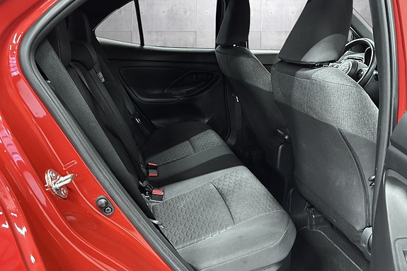 Toyota Yaris Cross 15 of 30