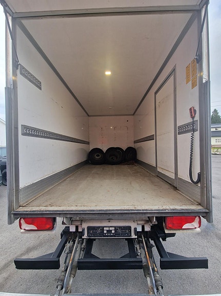 Mercedes-Benz Sprinter 516 14 of 22
