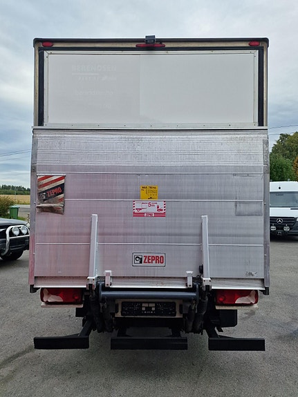 Mercedes-Benz Sprinter 516 9 of 22