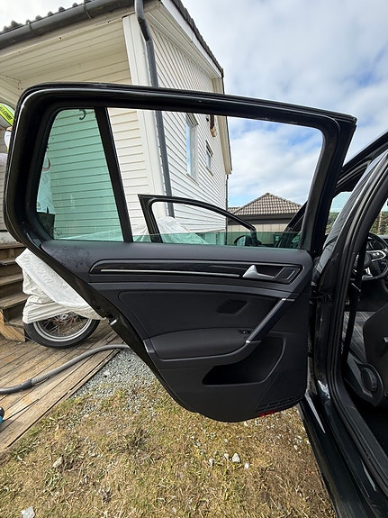 Volkswagen Golf VII 8 of 21