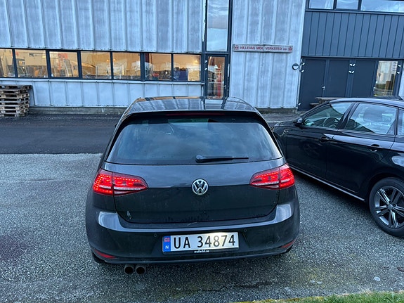 Volkswagen Golf VII 5 of 21