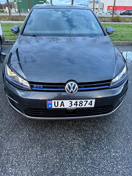 Volkswagen Golf VII 4 of 21