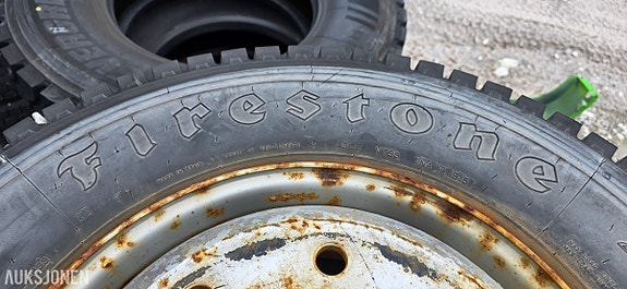 Andre 6 stk. Firestone FD600 Steelcord Radial piggdekk på stålfelg. 4 of 11
