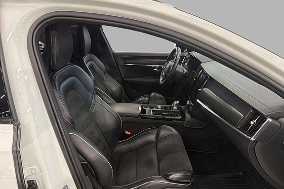Volvo V90 15 of 19