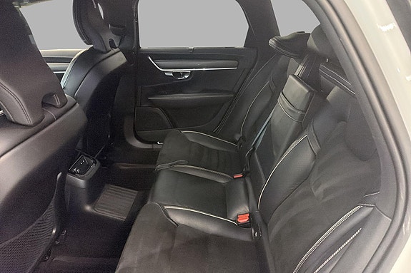 Volvo V90 16 of 19
