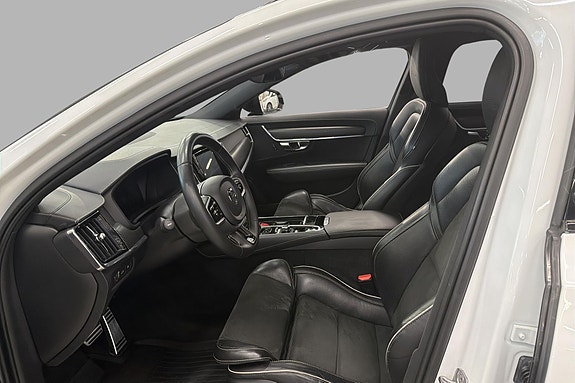 Volvo V90 11 of 19