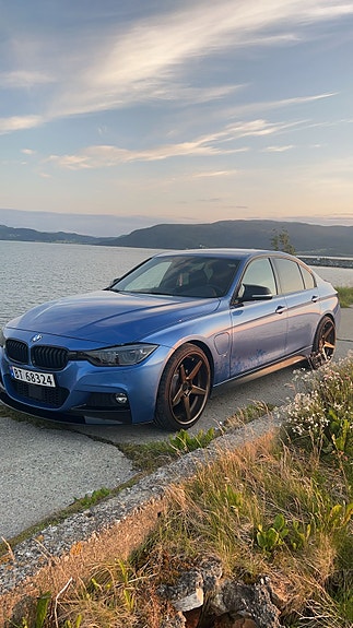 BMW 330e 8 of 18