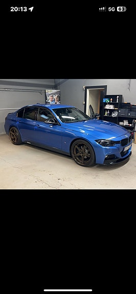 BMW 330e 5 of 18