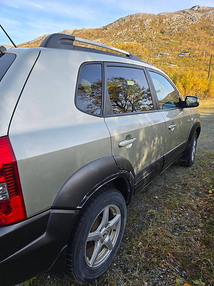 Hyundai Tucson 7 of 16