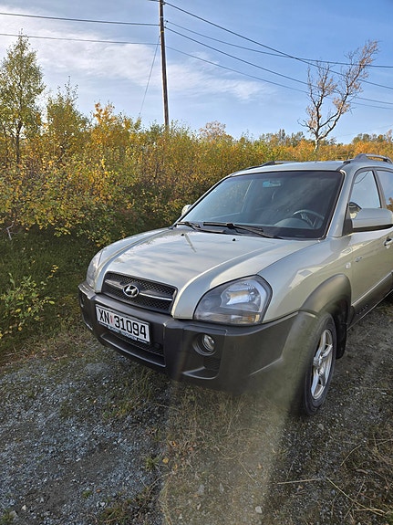 Hyundai Tucson 8 of 16