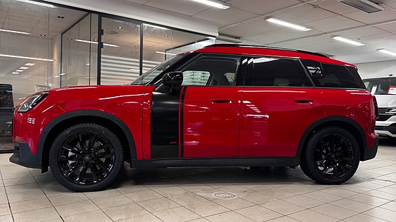 MINI Countryman SE 5 of 30