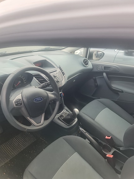 Ford Fiesta 6 of 9