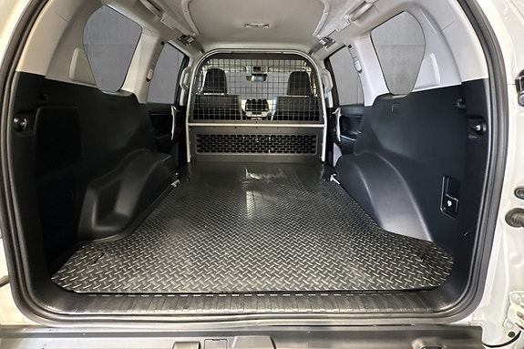Toyota Land Cruiser 18 of 20