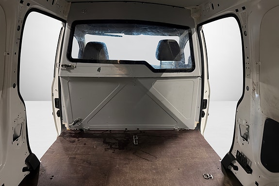 Volkswagen Caddy Maxi 15 of 24