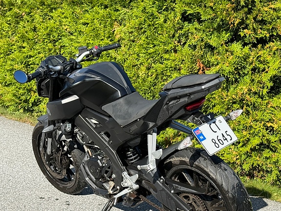 Yamaha MT-125 7 of 10