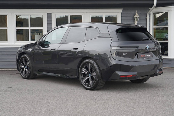 BMW iX 7 of 29