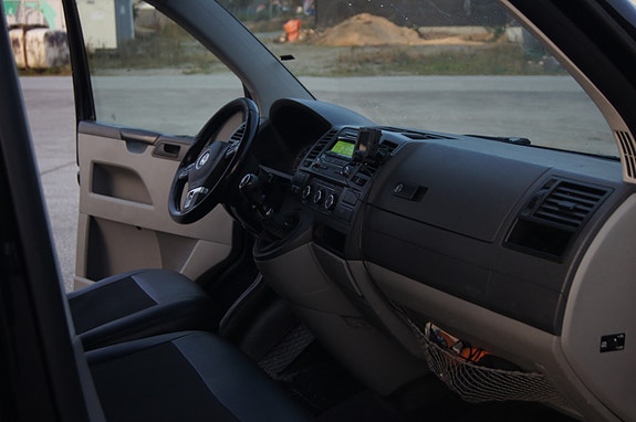 Volkswagen Transporter 8 of 10