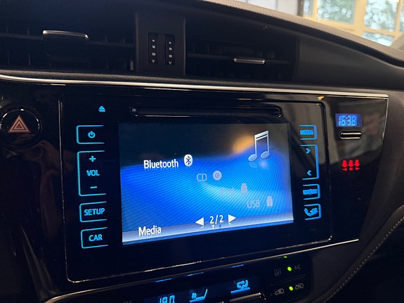 Toyota Auris 23 of 30