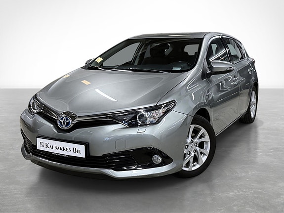 Toyota Auris 2 of 30