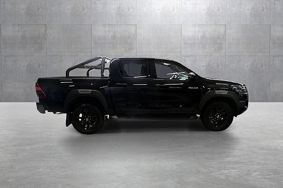 Toyota HiLux 6 of 29
