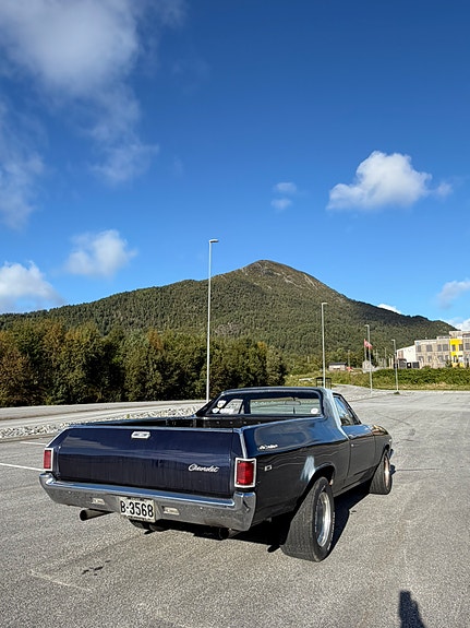 Chevrolet El Camino 5 of 13