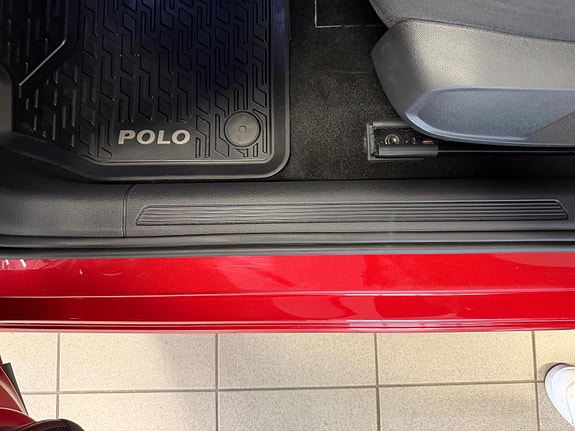 Volkswagen Polo 23 of 30