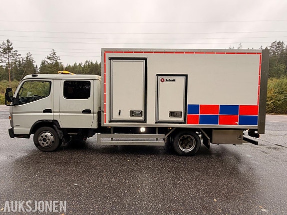 Mitsubishi Fuso Canter 8 of 30