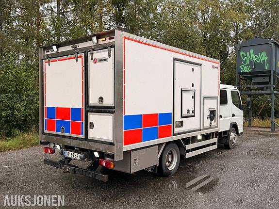 Mitsubishi Fuso Canter 5 of 30