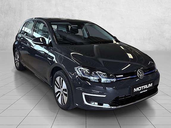 Volkswagen e-Golf VII 3 of 18