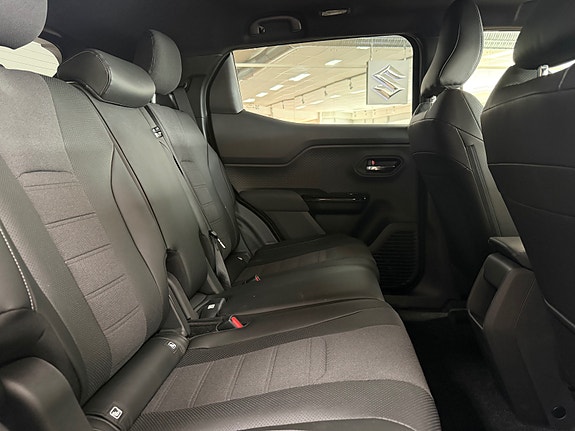 Suzuki eVitara 8 of 15