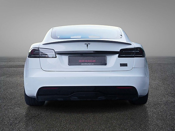 Tesla Model S 7 of 30