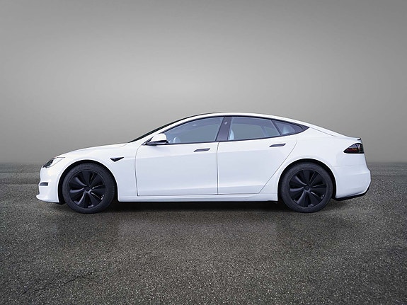 Tesla Model S 5 of 30