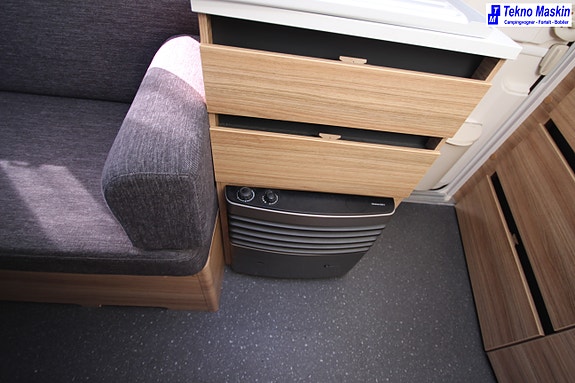 Adria 361 LH 14 of 18