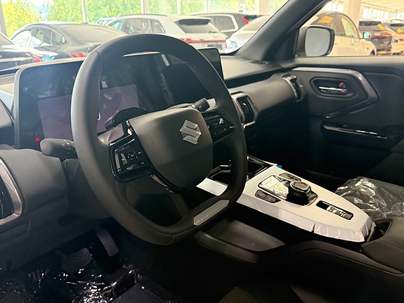 Suzuki eVitara 20 of 20