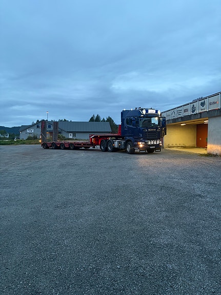 Scania R620 med Rojo 4 akslet maskinsemi 23 of 30