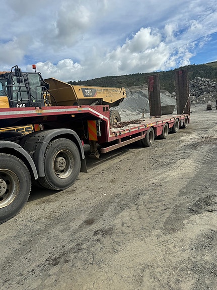 Scania R620 med Rojo 4 akslet maskinsemi 27 of 30