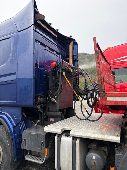 Scania R620 med Rojo 4 akslet maskinsemi 18 of 30