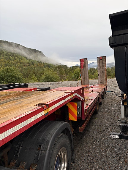 Scania R620 med Rojo 4 akslet maskinsemi 16 of 30