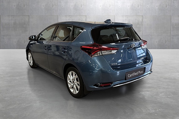 Toyota Auris 3 of 19