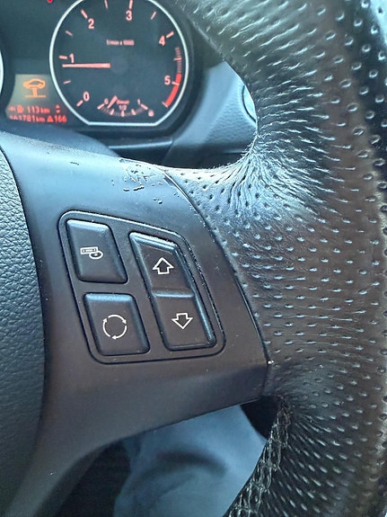 BMW 116d 15 of 16