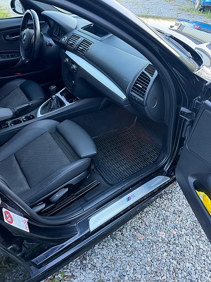 BMW 116d 13 of 16