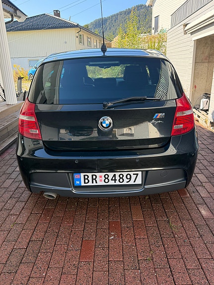 BMW 116d 5 of 16