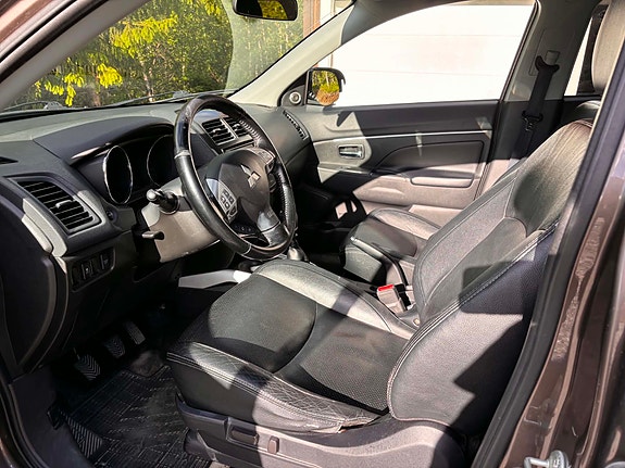 Mitsubishi ASX 12 of 25