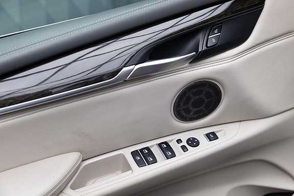 BMW X5 13 of 25