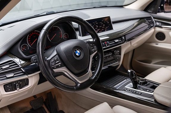 BMW X5 15 of 25