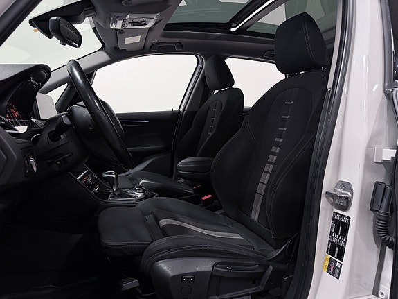 BMW 225xe 14 of 30