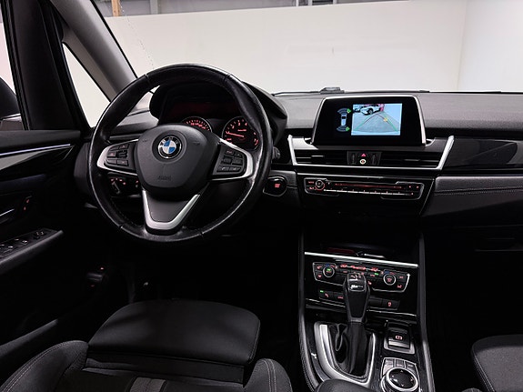 BMW 225xe 17 of 30
