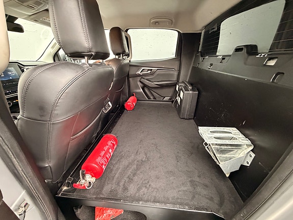 Isuzu D-max 21 of 25