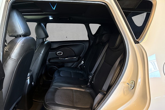 Kia Soul 12 of 18